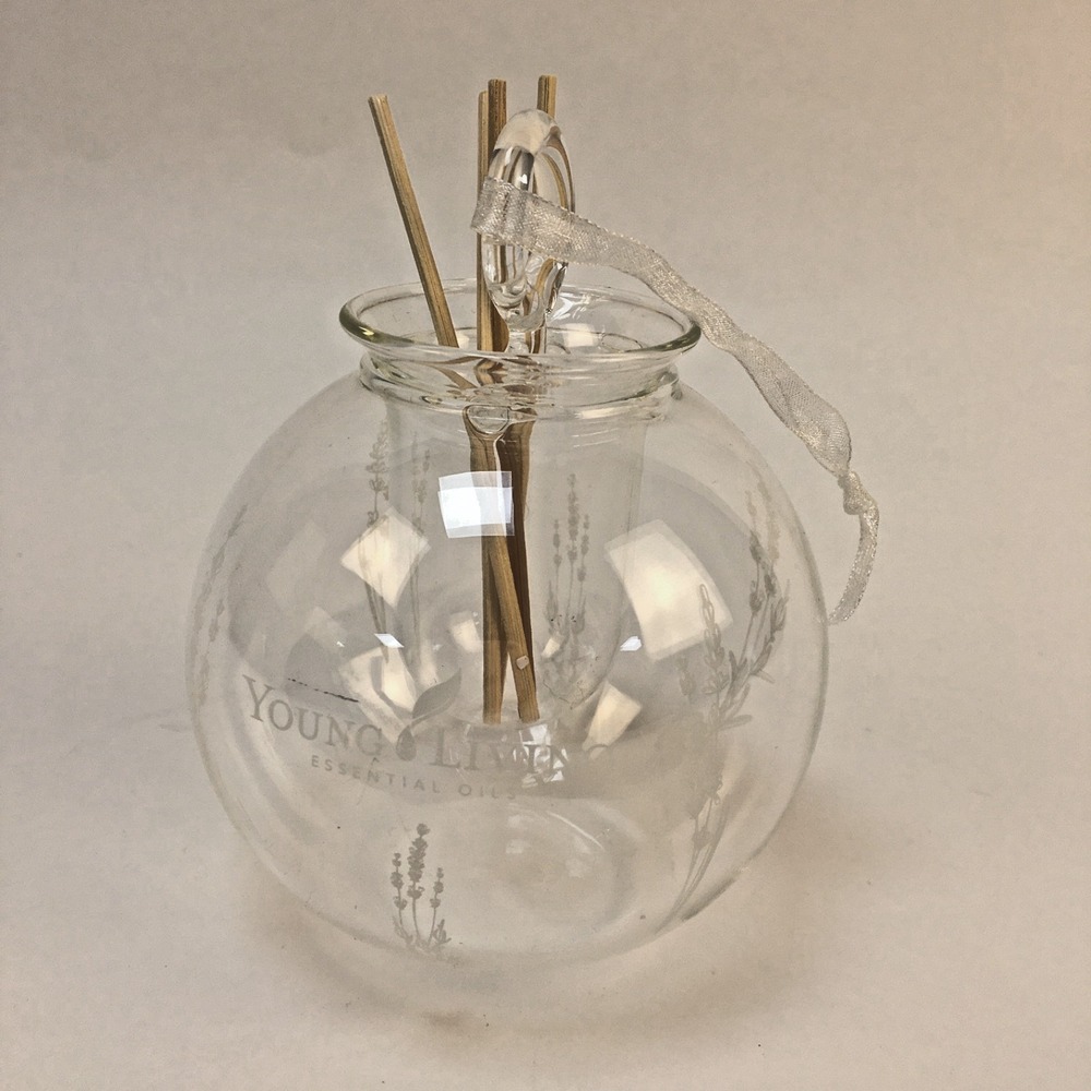 Young Living YL Glass Globe Hanging Ornament Diffuser in Box with Reeds‎ & Oils